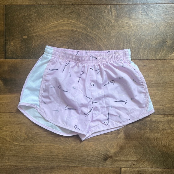 Girl’s 6/7 Fitness Lot - Picture 5 of 10